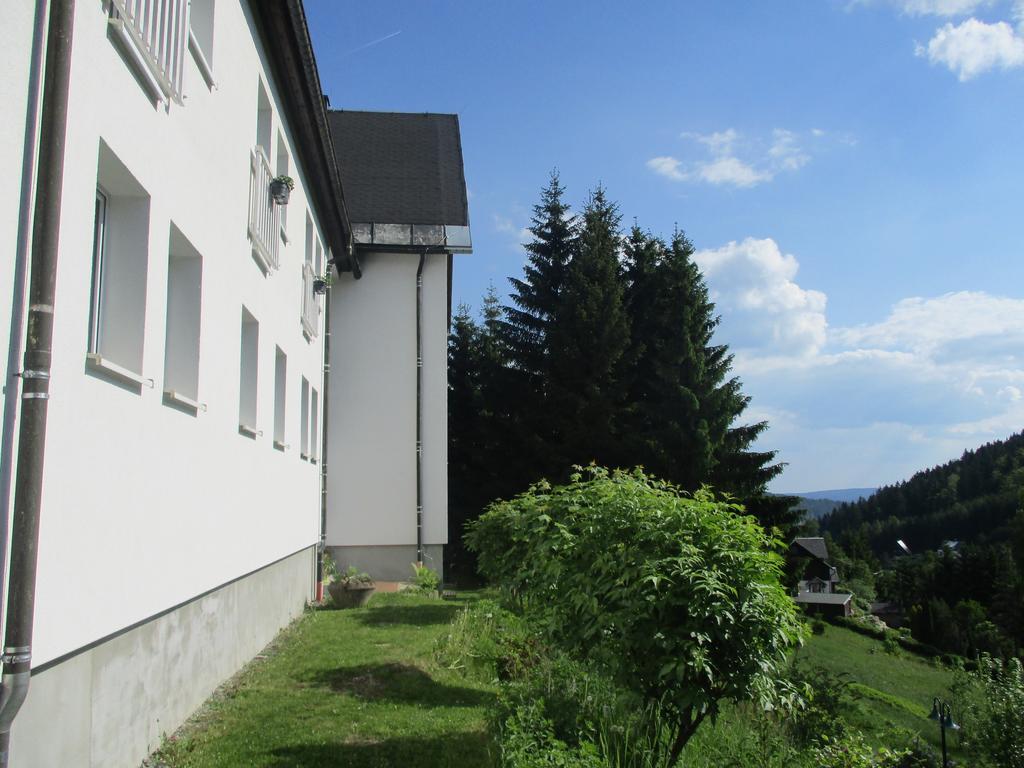 Greizer Kammhuette Gaststaette & Pension Klingenthal Extérieur photo