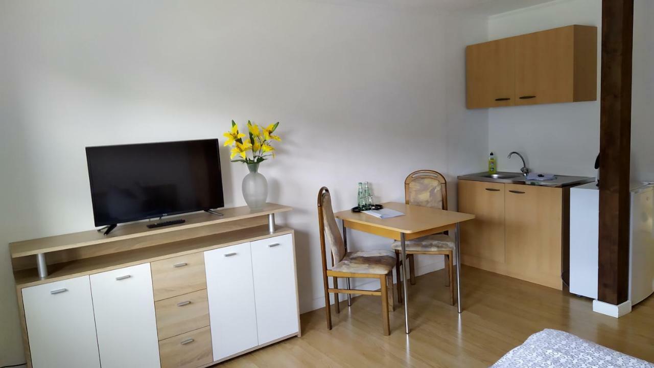 Greizer Kammhuette Gaststaette & Pension Klingenthal Extérieur photo